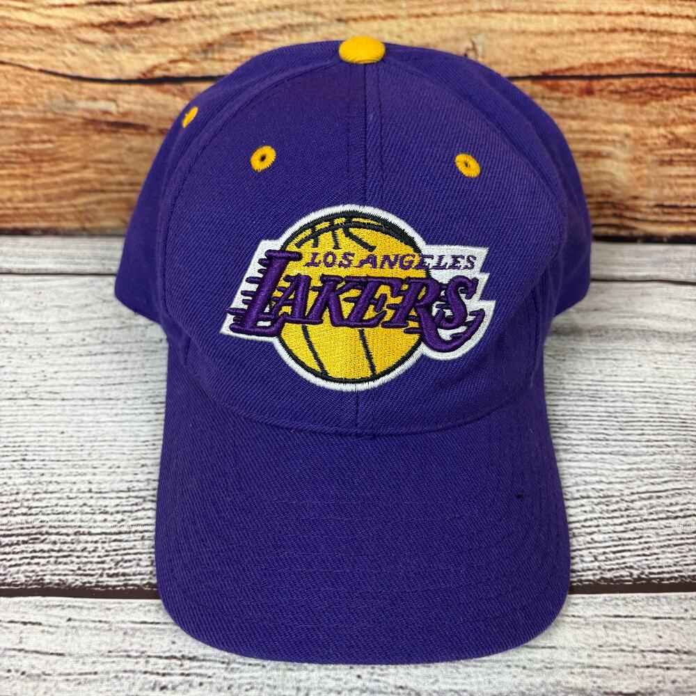 Vintage 1990s Los Angeles Lakers Puma Wool Snapback Hat